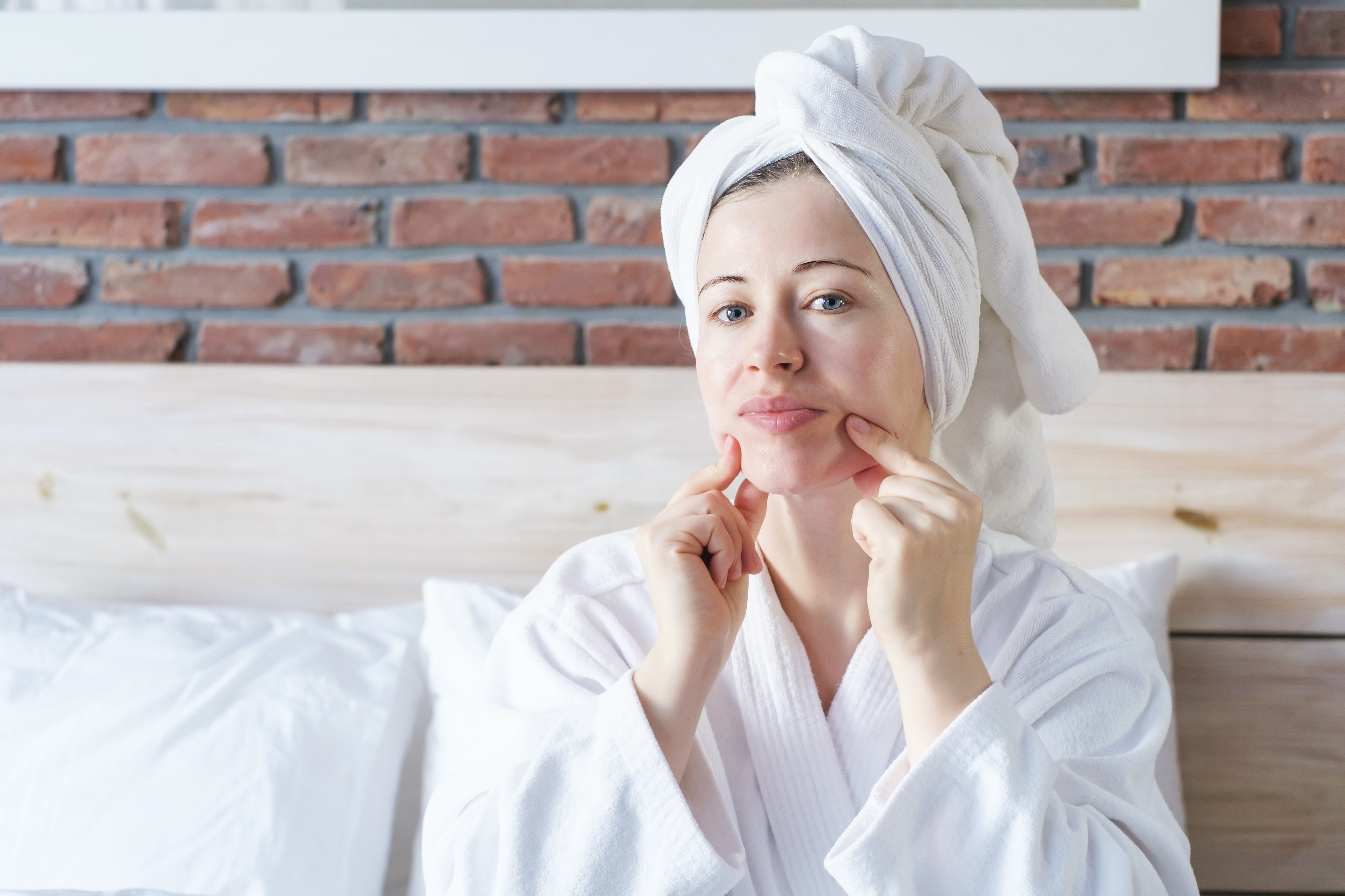 does your body produce glutathione Hormonal Acne in Women